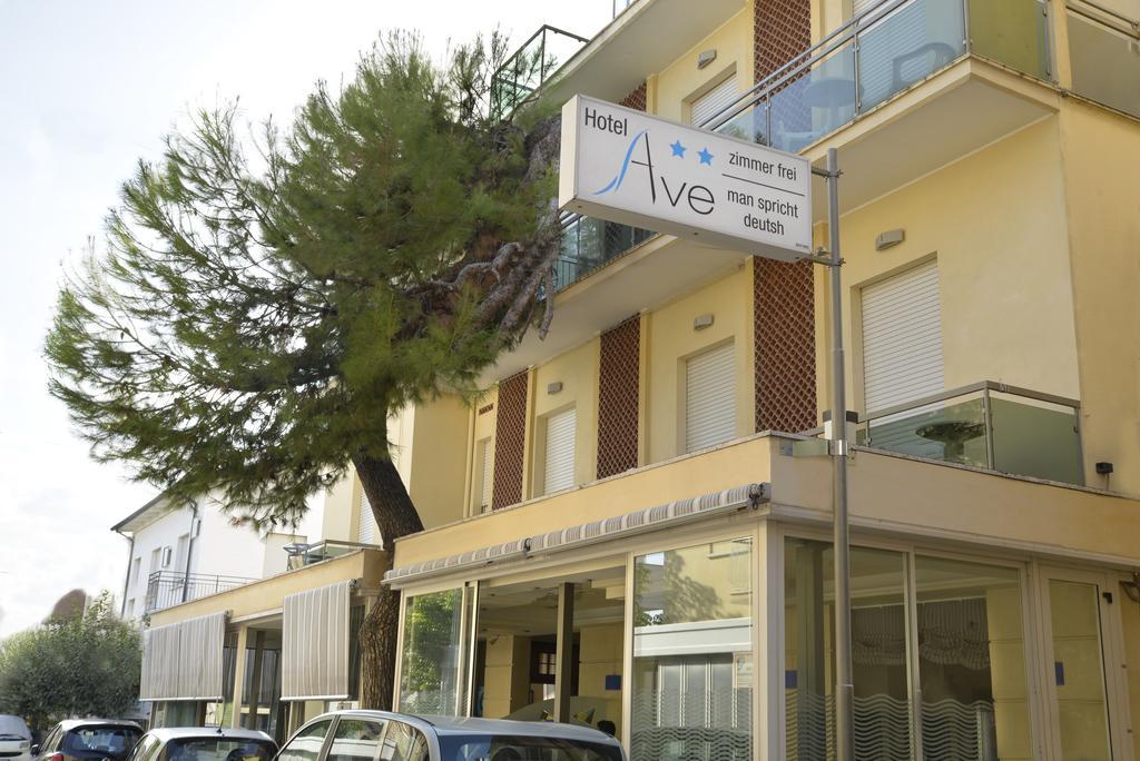Hotel Ave Rimini Buitenkant foto